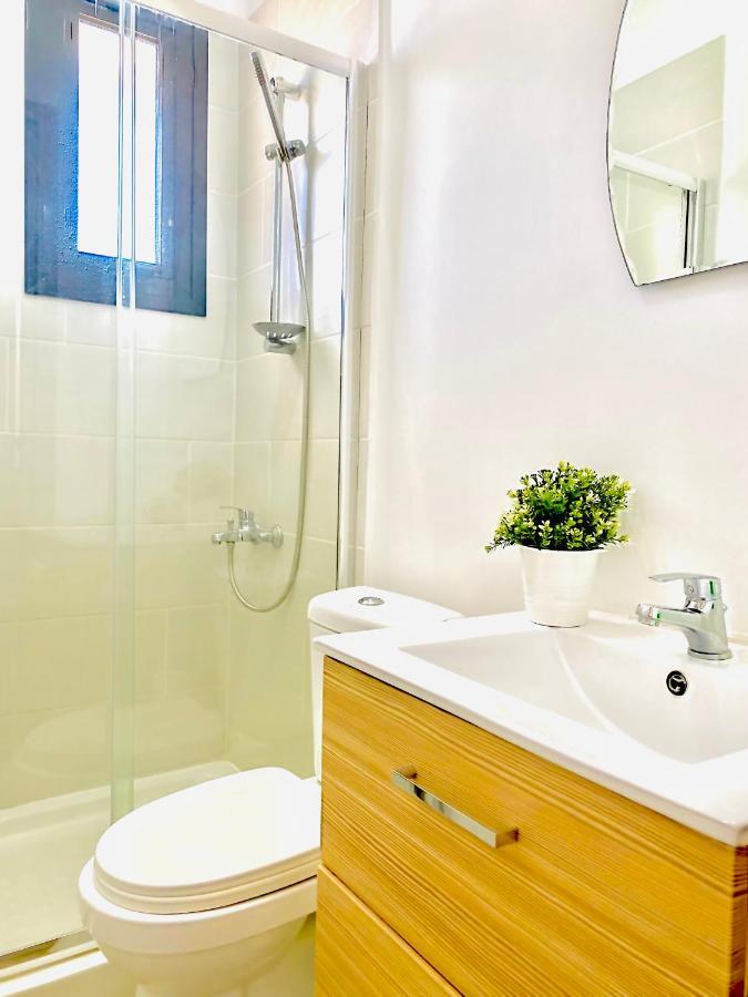 Bali Suites 101 Larnaca Esterno foto